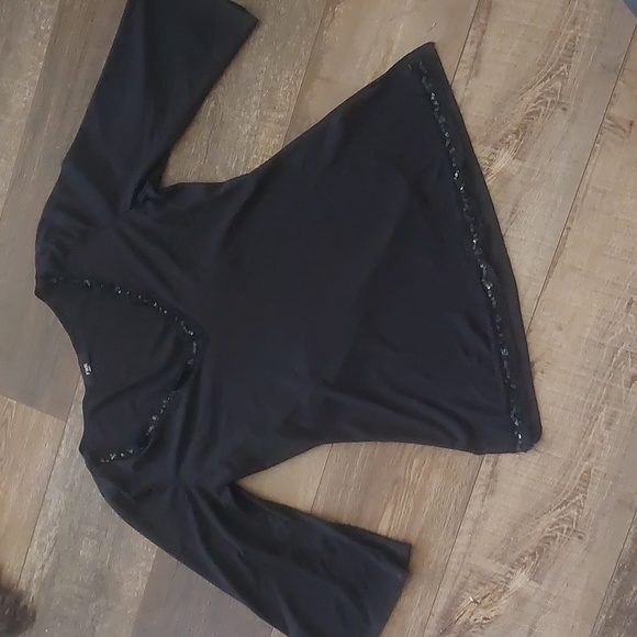 Blouse - Picture 1 of 6